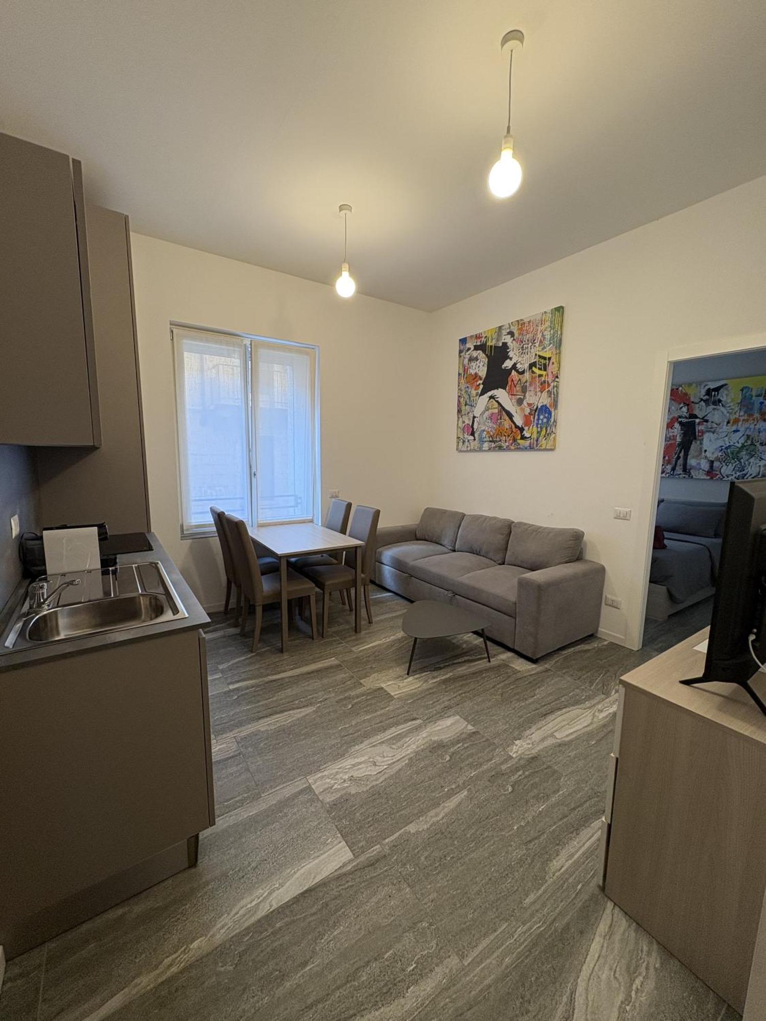Essential Apartment Sesto San Giovanni